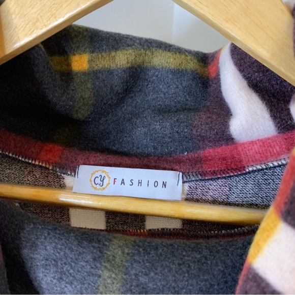 CY Fashion Plaid Turtleneck Pullover Sweater - Picture 3 of 5